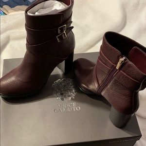 Vince Camuto Elison